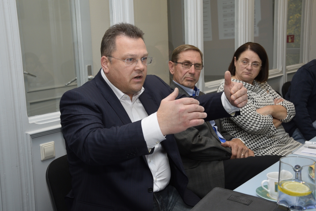 Diskusijā mudina atbalstīt vietējo uzņēmējdarbību