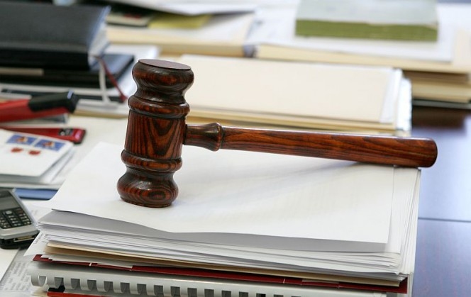 Lietā par izspiešanu un personas nolaupīšanu Bauskā apsūdzētajiem piemērots cietumsods