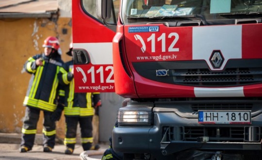 Ugunsdzēsēji dodas uz diviem izsaukumiem Gailīšu pagastā