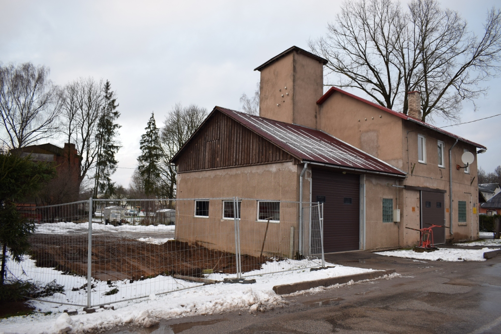 Par 57 294 eiro pārbūvēs Vecumnieku ugunsdzēsēju depo ēku