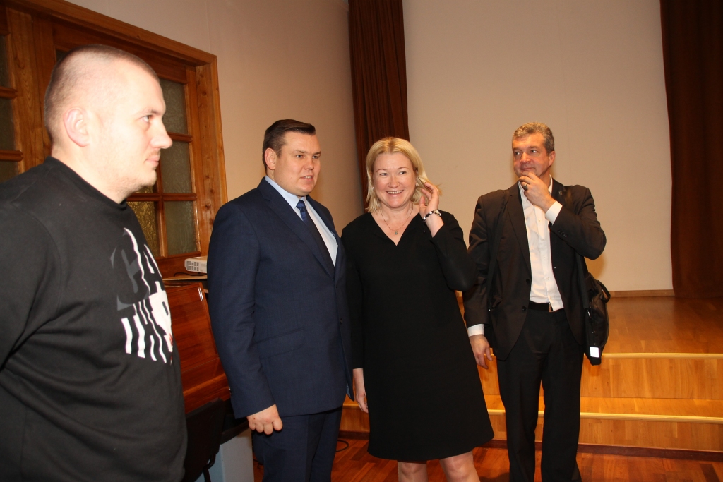 Priekšvēlēšanu kampaņu pirmie sāk «KPV LV»