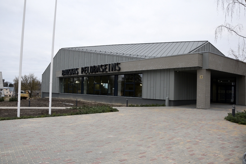 Bauskas peldbaseinu plāno atklāt janvāra beigās