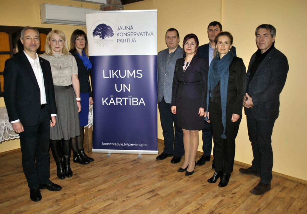 Jāņa Bordāna partija nāk uz laukiem