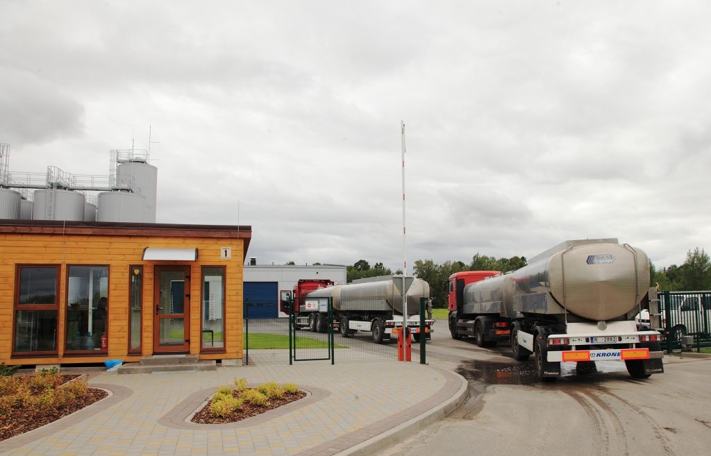 «Baltic Dairy Board» no marta pārtrauks regulāri iepirkt svaigpienu no piena ražotājiem