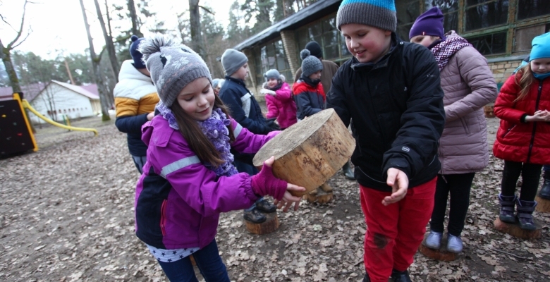 Lielākā daļa skolēnu dodas pavasara brīvlaikā