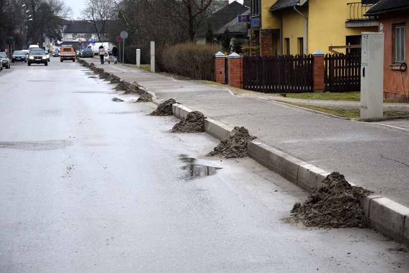 «Vides serviss» uzsāk pavasara ielu tīrīšanas darbus