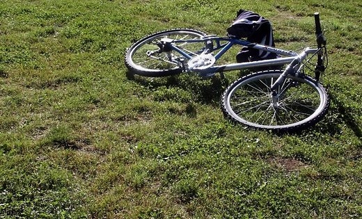 Rundāles novadā notriec riteņbraucēju