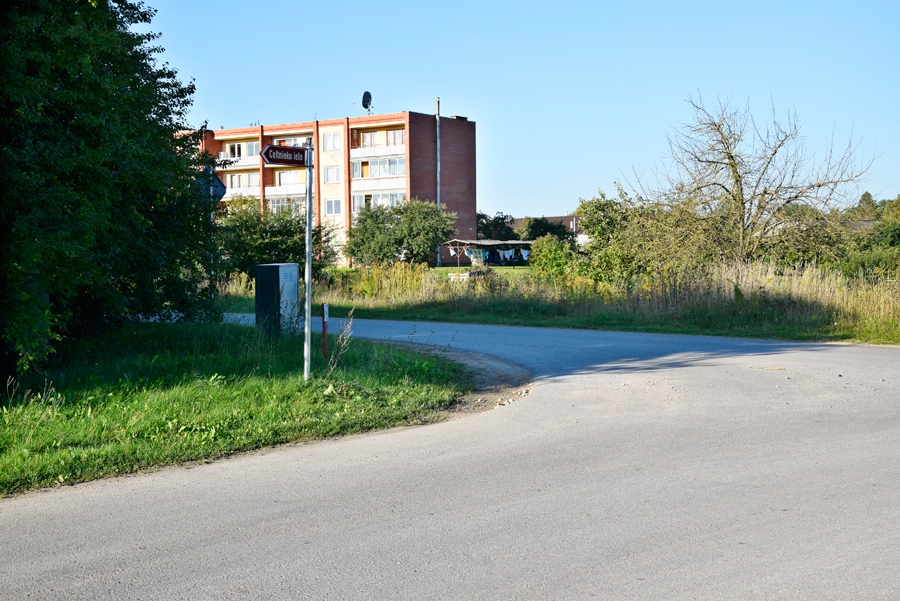 Pašvaldība aizņemsies pusmiljonu eiro ielu pārbūvei