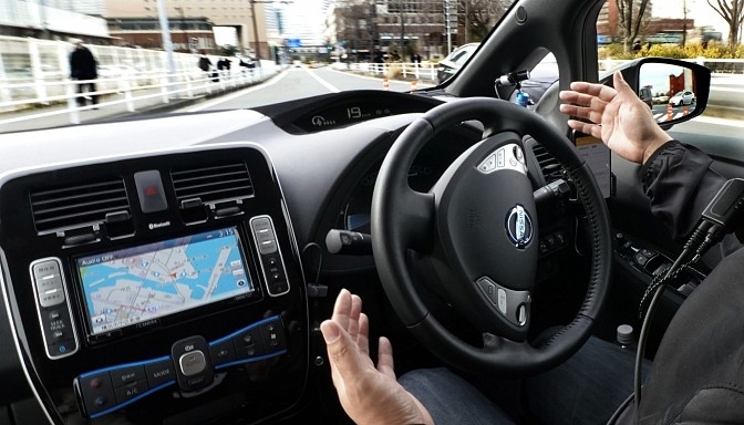 No 1.novembra Latvijā varēs reģistrēt automašīnas ar stūri labajā pusē