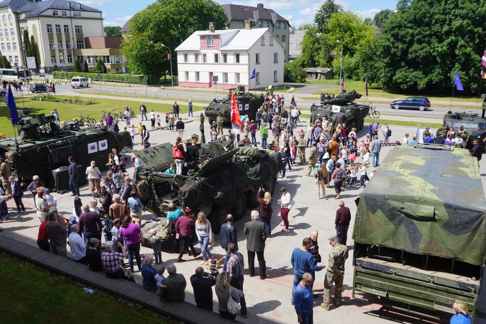 Bauskā sestdien varēs apskatīt militāro tehniku