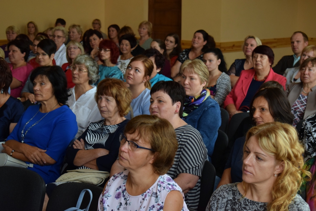 Vecumnieku novada pedagogi satiekas konferencē