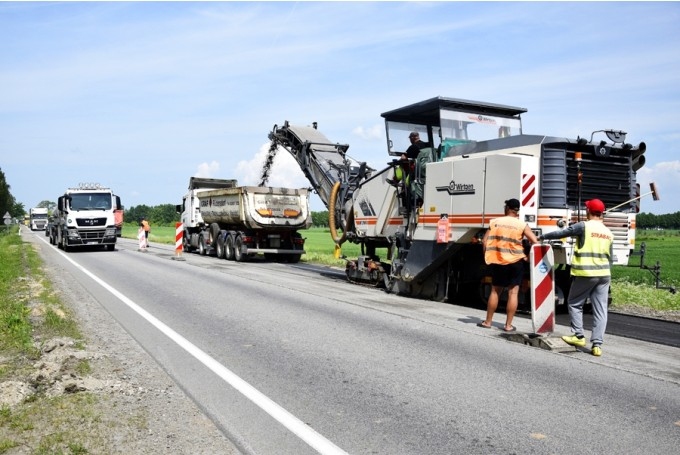 Sākti remontdarbi uz Bauskas šosejas no Iecavas līdz Bauskai