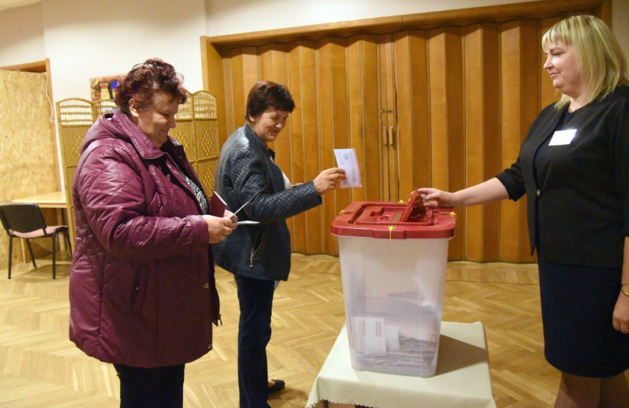Ar «laika mašīnu» uz vēlēšanām