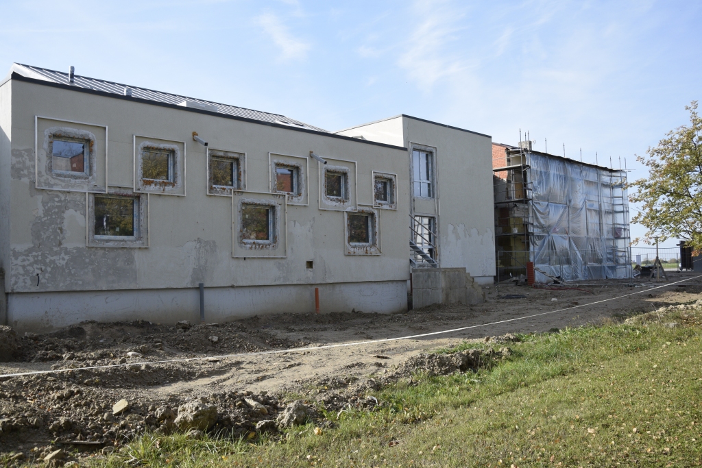 Rundāles novada multifunkcionālā centra būvniecība turpinās