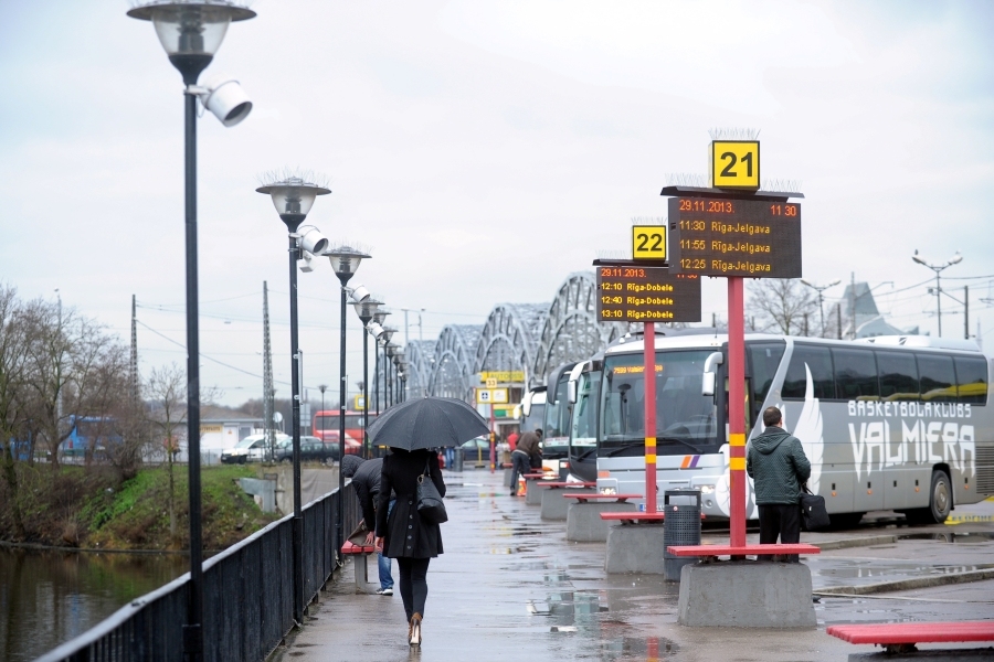Izveidoti septiņi maršruti Latvijas apceļošanai ar sabiedrisko transportu
