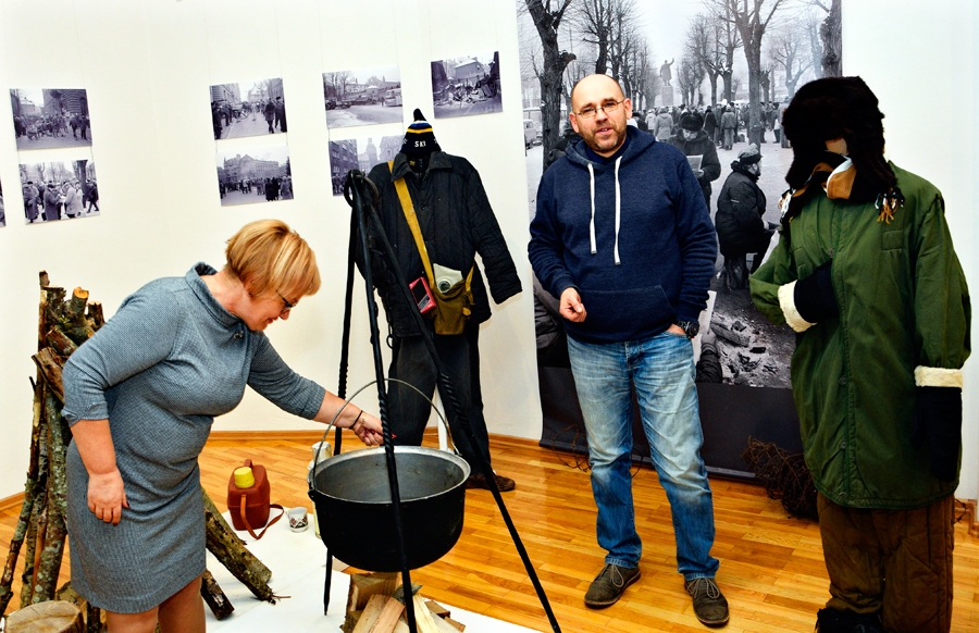 Īsteno svarīgu uzdevumu