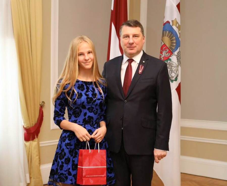 Baušķeniece uzvar Valsts prezidenta runas konkursā