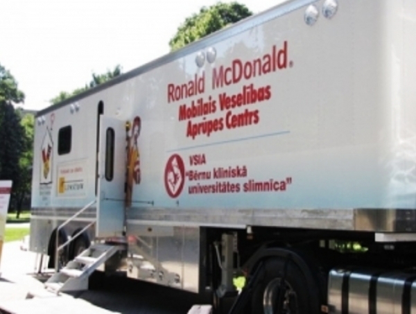 Vecumniekos – mobilais autobuss