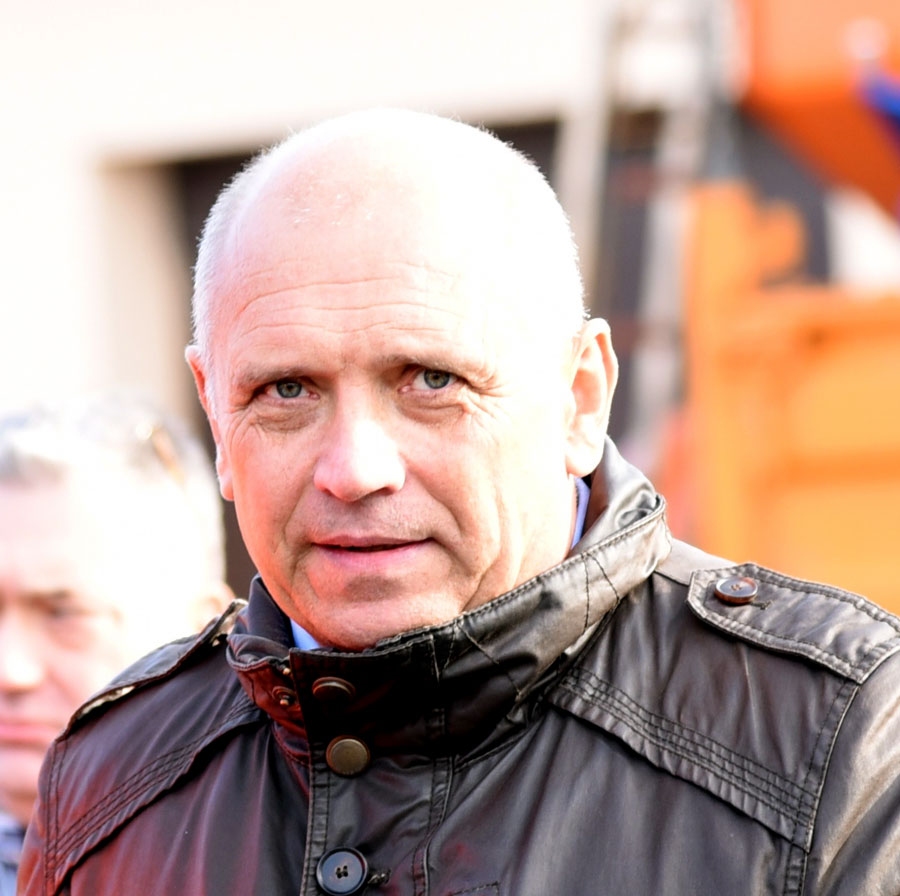 Komentārs: bīstami bedraini ceļi