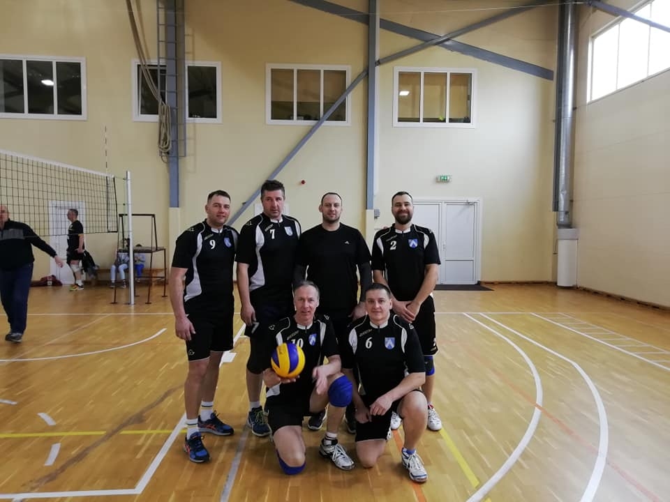 Noslēgumam tuvojas volejbola turnīri