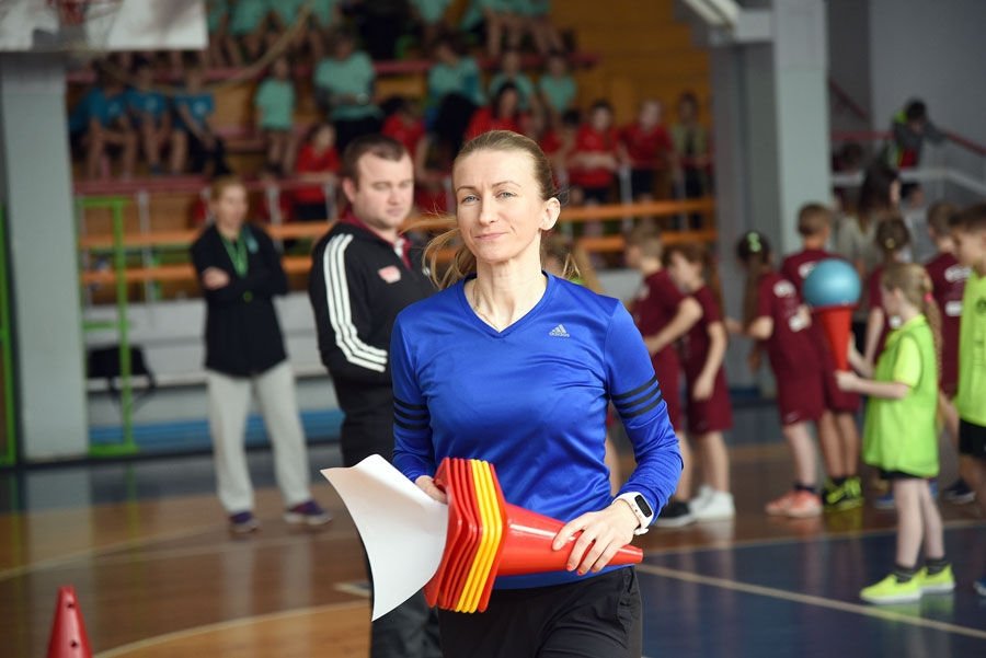 Ātri un saliedēti