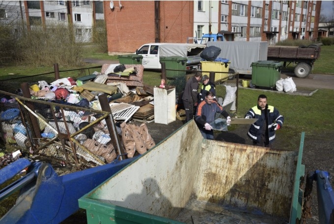 Par lielgabarīta atkritumu izvešanu Bauskas novadā būs jāmaksā