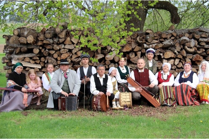 Bārbeles folkloras kopa «Tīrums» pošas uz Gruziju
