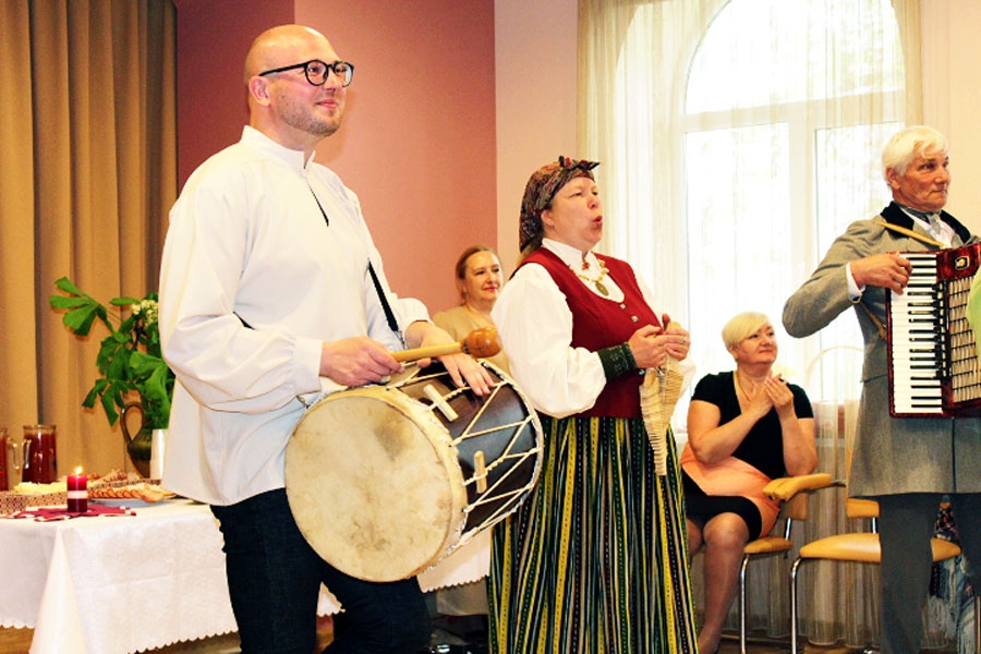 Baltā galdauta svētki Pamūšas speciālajā pamatskolā
