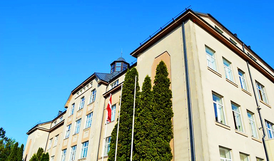 Bauskas Valsts ģimnāzijas direktors iesniedzis atlūgumu