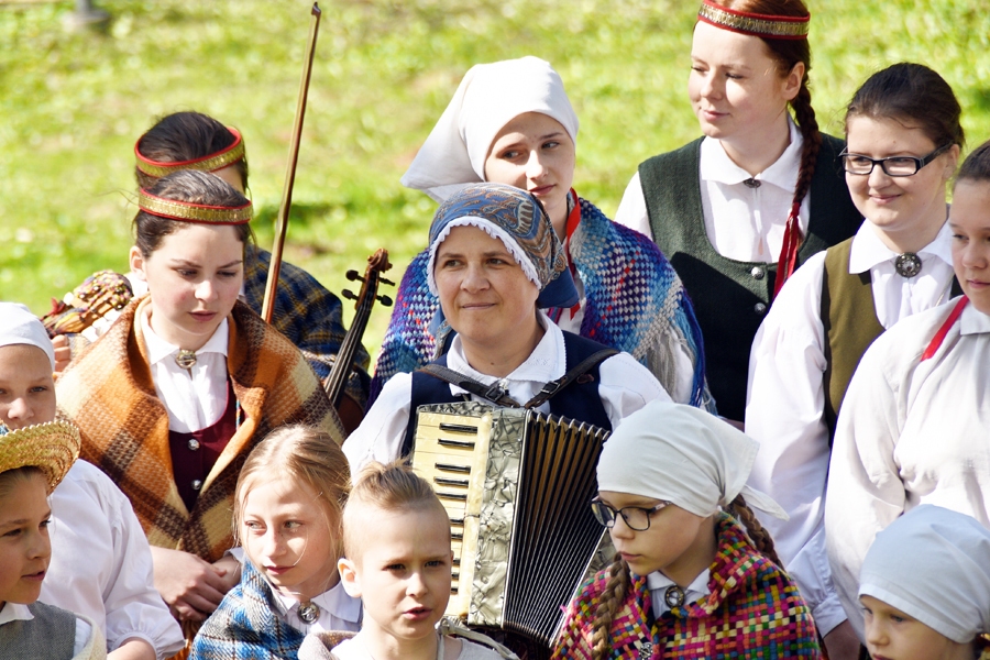 Apmeklētājus aicina uz Latvijas bērnu un jauniešu folkloras svētkiem Iecavā