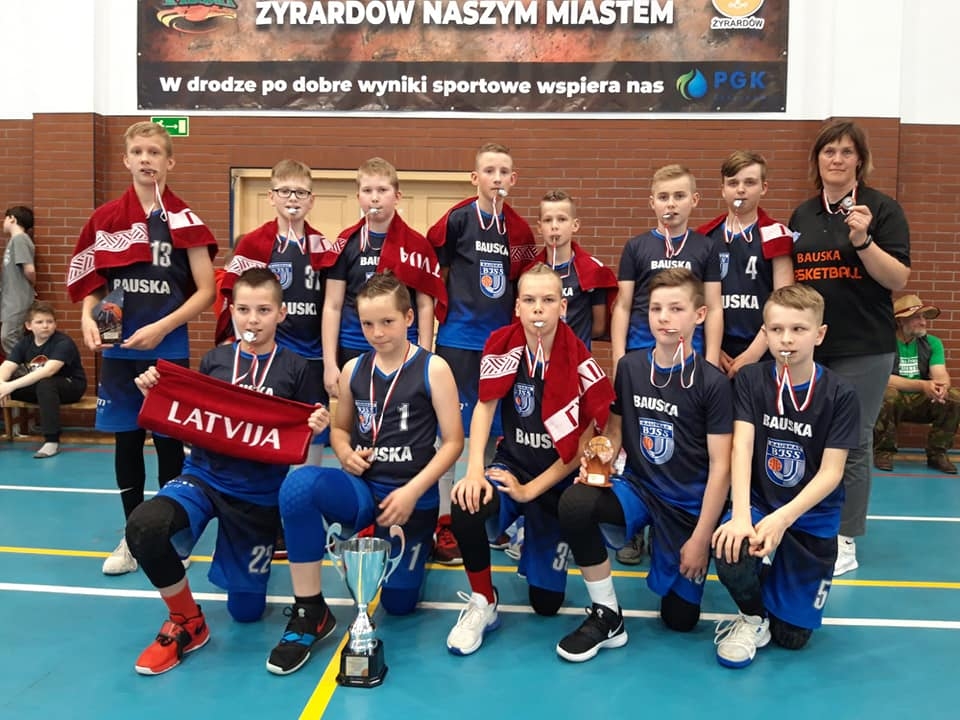Bauskas basketbolisti triumfē Polijā