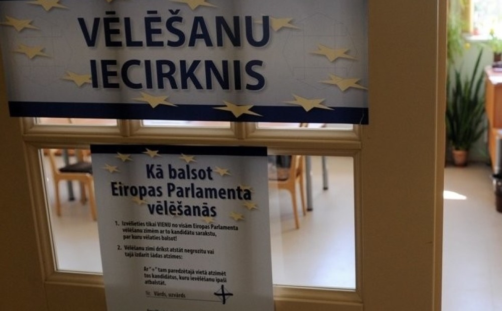 Piektdien iecerēts pagarināt vēlēšanu iecirkņu darba laiku līdz plkst.20