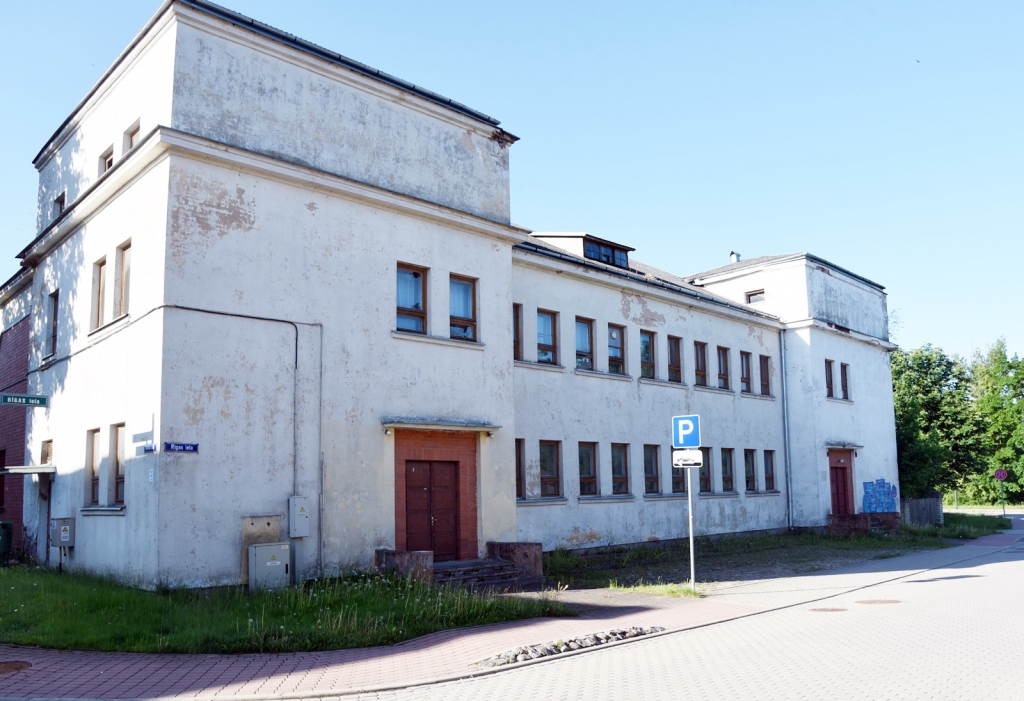Bauskas novada domnieku darba kārtībā 40 jautājumu