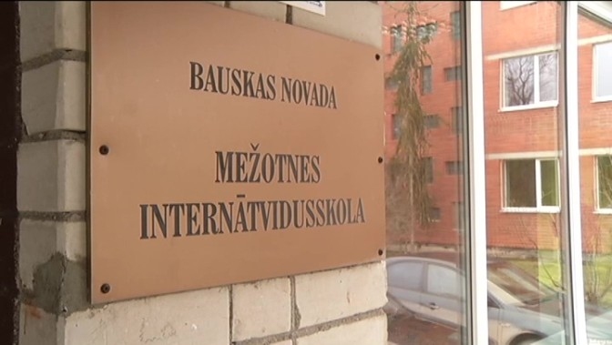 Bijušās Mežotnes internātskolas ēkas nodos «Latvijas Sarkanajam Krustam»