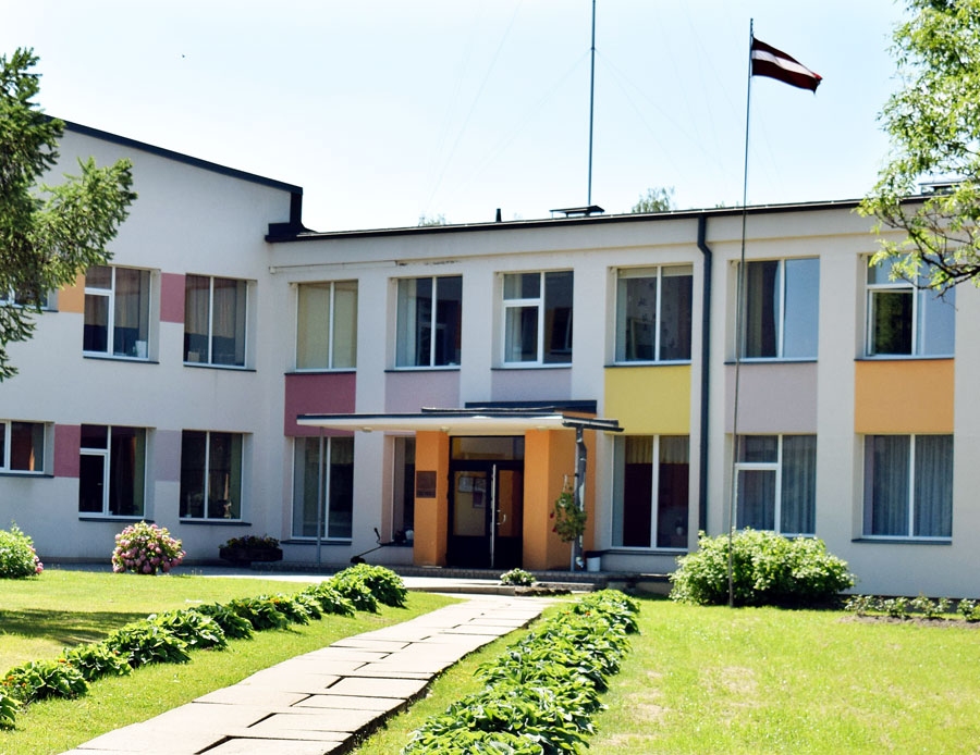 Deputāta uzskats: vērtēšanas kārtība ir primitīva