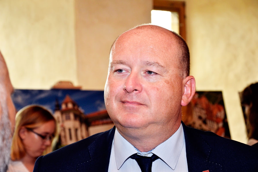 Bauskas pilī atklāj izstādi «Čehijas pilis Bauskā»