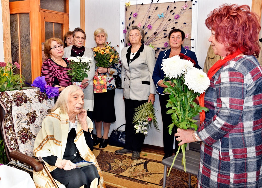 Labsirdīga un sabiedriska