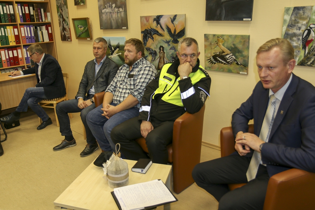 Iecavas novada domes vadība izzina iedzīvotāju vajadzības