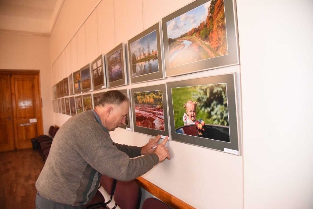 Bauskas kultūras centrā aplūkojama fotoizstāde «Latvijai»