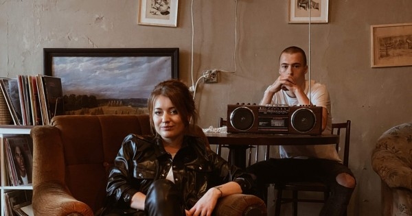 Evija Smagare izdod dziesmu kopā ar Bauskas reperi Nakts