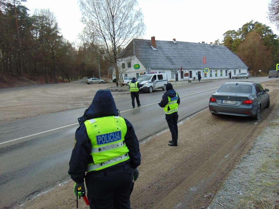 Zemgales reģionā policijas reidā pārbaudīti 1596 transportlīdzekļu vadītāji