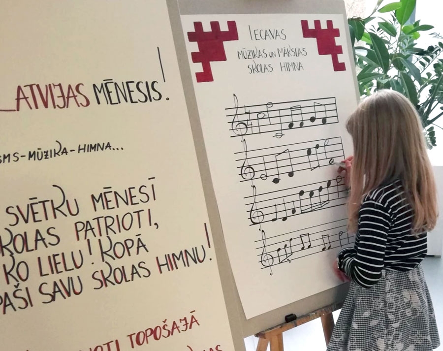 «Tie ir mūsu nošu kalni, tās ir mūsu krāsu dejas..»