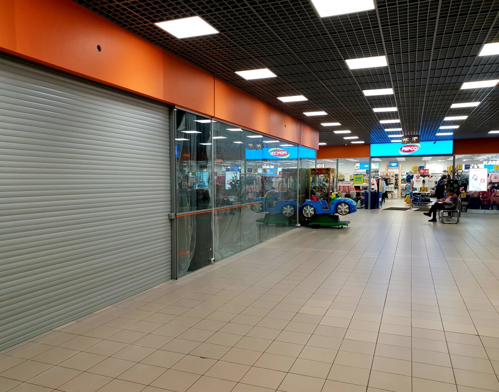 Tirdzniecības centrā «Rimi Bauska» atgriezīsies veikali «Drogas» un «Trīdueks»