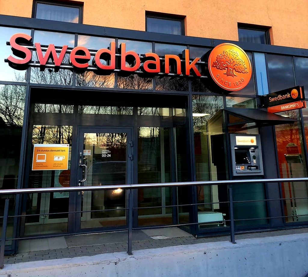 «Swedbank» pirms laika Bauskas filiāli neslēgs