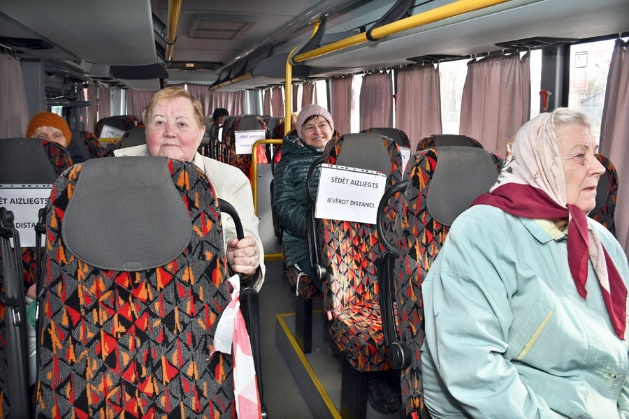Pasažieru pārvadājumos ievieš piesardzības pasākumus