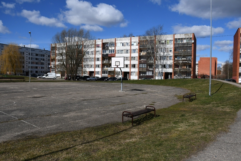 Visticamāk atcels ieplānoto 3. maija koncertu Bauskas daudzdzīvokļu namu iekšpagalmā