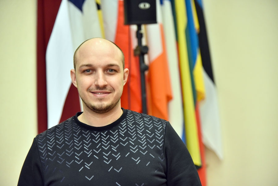Mīlēt Dievu ar visu saprātu