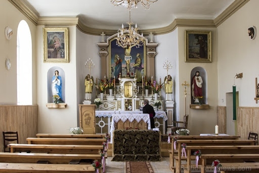 Katoļu arhibīskaps aicina krīzes laikā atbalstīt baznīcu, jo apsīkuši ziedojumi