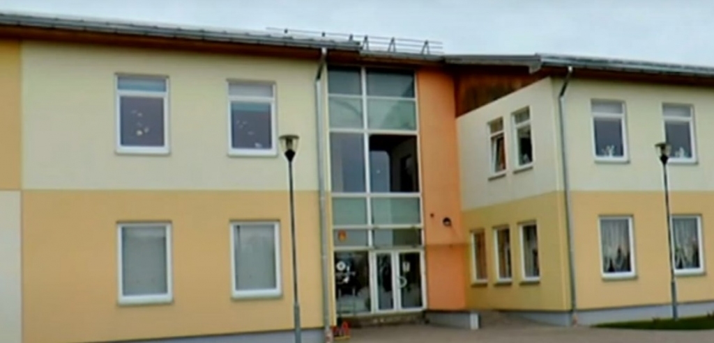 VIDEO: Rundāles novadā attālināti mācās arī bērnudārznieki