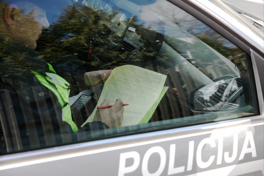Draudze Iecavā pārkāpj ārkārtas situācijas noteikumus